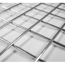 Сетка сварная нержавеющая квадратная в рулонах 08Х18Н10Т 20х20х2 мм ТУ 1276-001-38279335-2012