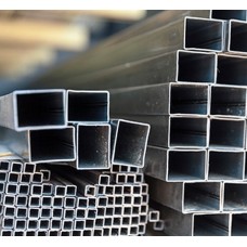 Труба нержавеющая квадратная сварная зеркальная 1.4401 / 316 10х10х1 мм EN 10219